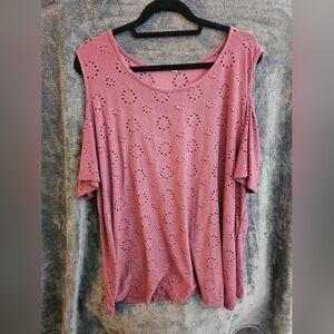 Cold shoulder top. Dusty rose. 2xl.